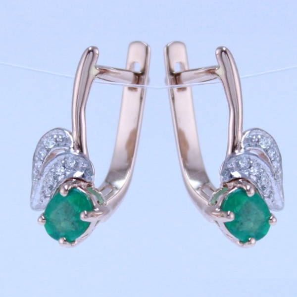 Серьги из красного золота с изумрудами и бриллиантами